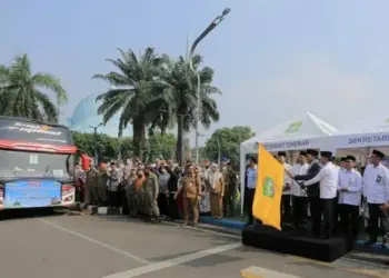 Wali Kota Arief Lepas Keberangkatan 383 Calon Haji Kota Tangerang