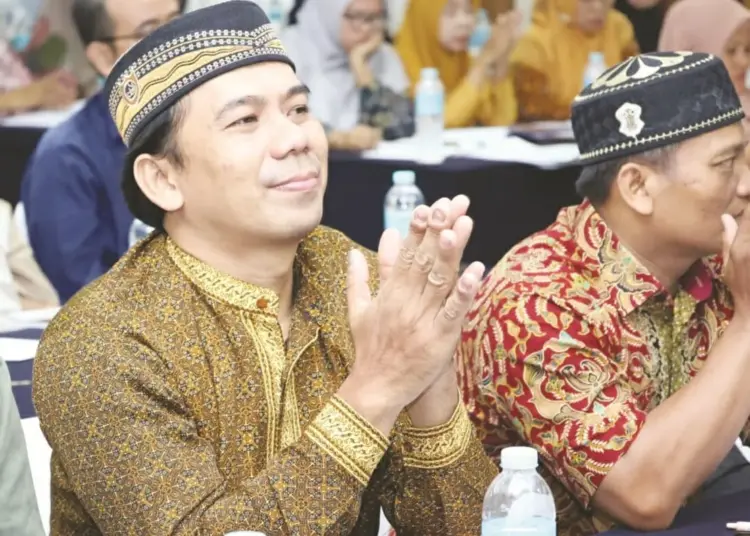 Benyamin Ingin Anak di Tangsel Mampu Baca Kitab Kuning