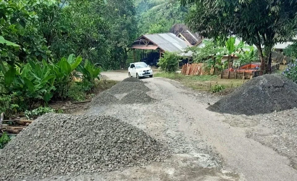 Baksos pembangunan digelar Kadin Pandeglang dengan pelaku penggerak pembangunan wilayah selatan. (ISTIMEWA)