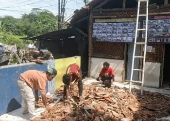 Saung Roboh, KPJ Rangkasbitung Galang Donasi