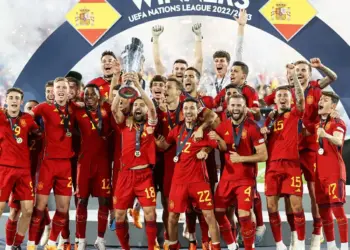 Spanyol Akhiri 11 Tahun Puasa Gelar