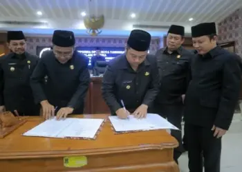 Sahkan Dua Raperda, DPRD Kota Tangerang Minta Tak Ada Lagi Gagal Bayar Proyek