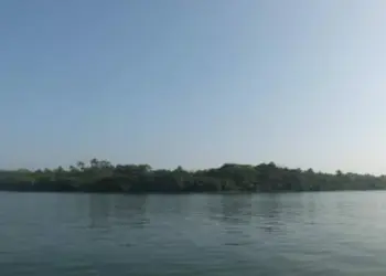 Pulau Popole di Desa Cigondang, Kecamatan Labuan, Kabupaten Pandeglang, belum diminati investor. (ISTIMEWA)