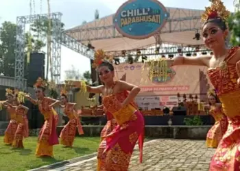 Chill In Parabhusati, Galang Dana ala Anak Muda Hindu Tigaraksa Bangun Pura