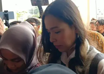 Rendy Kjaernett Tak Ingin Pisah, Lady Nayoan Bersikeras Mau Cerai