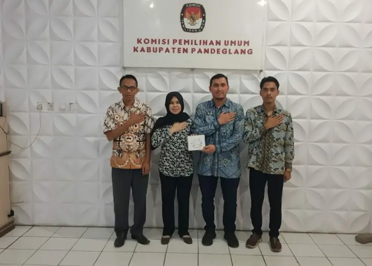 Anggota Panitia Pemilihan Luar Negeri, kunjungi KPU Pandeglang. (ISTIMEWA)