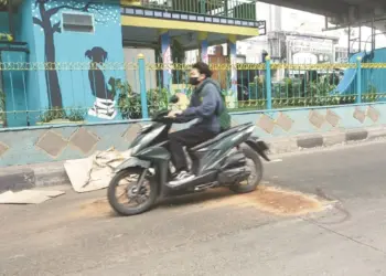 Loncat Dari Flyover Ciputat, Warga Setu Tewas