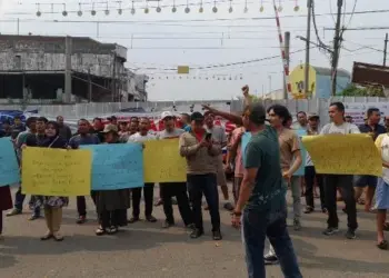 Demo PKL Pasar Rangkasbitung Kembali Berlanjut