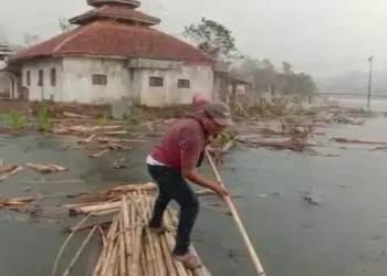 Kampung Mati di Lebak Itu Kini Mulai Tenggelam