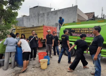 Pendekar Banten Salurkan Air Bersih