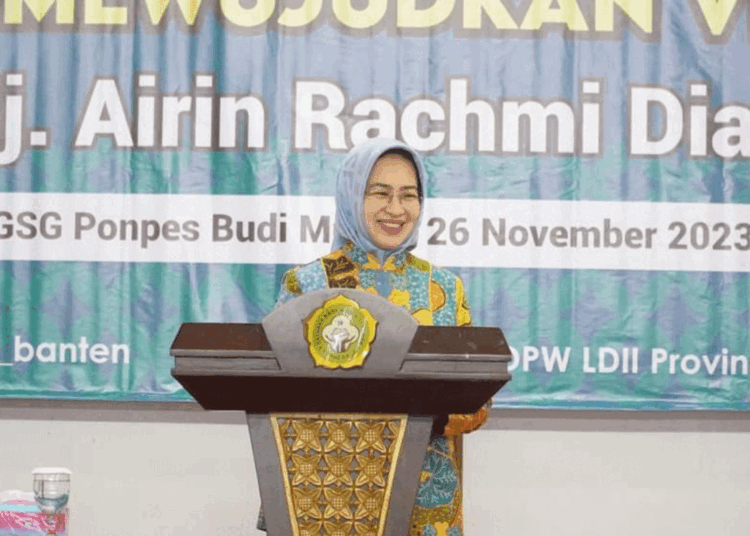 Airin Ajak Masyarakat Bangun Keluarga Saling Asih, Asuh, dan Asah