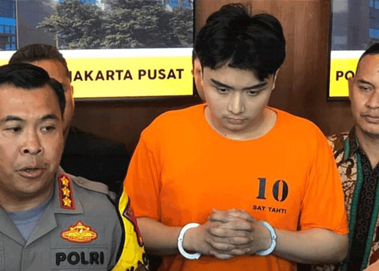 Leon Dozan Resmi Ditahan Atas Kasus Dugaan Penganiayaan