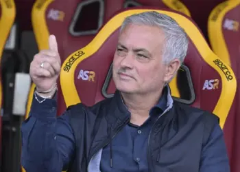 Mourinho dan Sarri Tak Ada Dendam