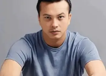 Live Instagram Mode Diam, Nicholas Saputra Di Tonton 10 Ribu Warganet