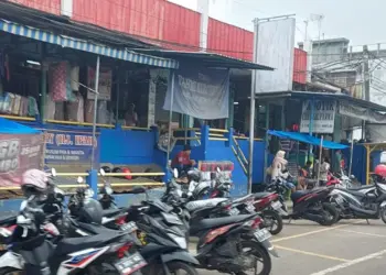 Suasana Pasar Badak Pandeglang, Kamis (7/12/2023). (FAHRIE/SATELITNEWS.COM)