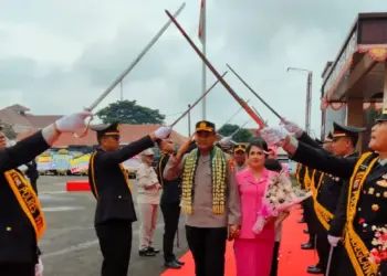 Prosesi Sertijab Kapolres Pandeglang, di halaman Mapolres setempat, Rabu (3/1/2024). (ADIB FAHRIE/SATELITNEWS.COM)