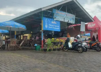 Lokasi Wisata Kuliner Pandeglang, di Jalan Raya Bank Banten, Kelurahan Pandeglang, Kecamatan Pandeglang, tampak sepi, Minggu (21/1/2024). (ADIB FAHRIE/SATELITNEWS.COM)