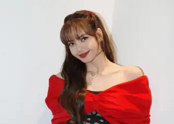 Lisa BLACKPINK