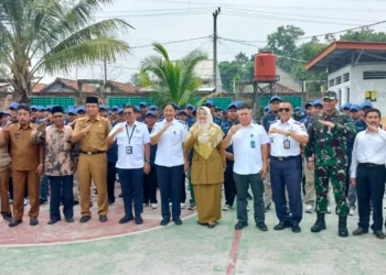 Ratusan masyarakat Cikande, Kabupaten Serang, dilatih berbagai keterampilan. (SIDIK/SATELITNEWS.COM)