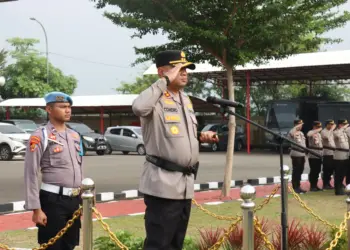 Kapolres Serang AKBP Condro Sasongko, pimpin apel di lingkungan Mapolres Serang. (ISTIMEWA)