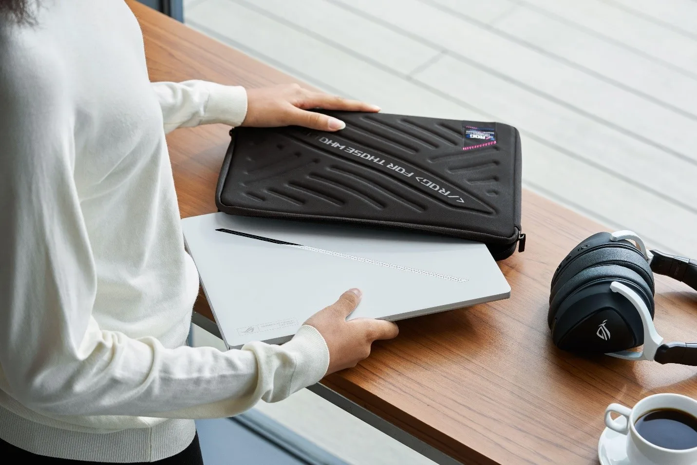 ROG Zephyrus G14, Laptop Paling Tipis, Ringan, dan Powerful di Dunia