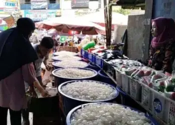 Ramadan, Pedagang Kolang Kaling Raup Omzet Jutaan