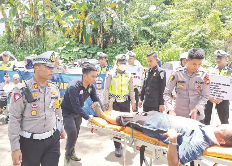 Satlantas Polres Tangsel Gelar Aksi Teatrikal Penyelamatan Korban Kecelakaan