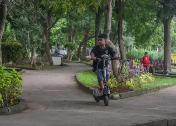 Serunya Ngabuburit di Taman Tematik Kota Tangerang