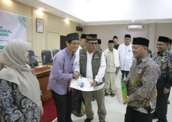 Baznas Pandeglang Distribusikan Zakat Fitrah Rp644,460 Juta