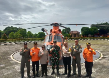 Pj Sekda Banten Bersama Basarnas Pantau Arus Mudik Lebaran 2024 Melalui Udara