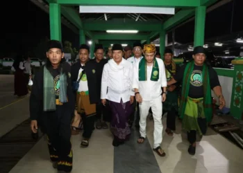 Hadiri Haul ke-468 Sultan Maulana Hasanuddin, Pj Gubernur Banten Al Muktabar Ajak Lanjutkan Pembangunan