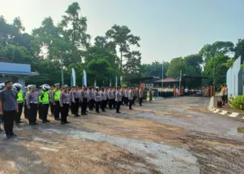 Ratusan Petugas Gabungan Amankan Aksi Damai Tolak Penutupan Jalan Puspiptek