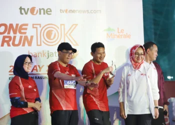 Bareng Para Menteri, Airin Turut Ramaikan One Run 10k TvOne