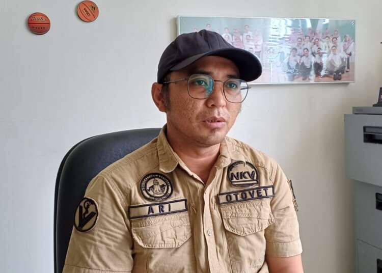 Kepala Bidang (Kabid) Kesehatan Hewan (Keswan) dan Kesehatan Masyarakat Veteriner (Kesmavet) Distan Provinsi Banten, Ari Mardiana. (LUTHFI/SATELITNEWS.COM)