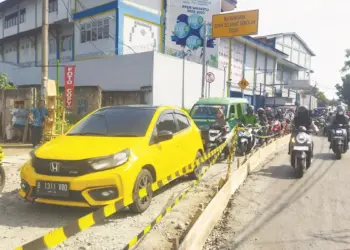 Macet Imbas Peninggian Jalan Maruga Raya, Dishub Berlakukan Buka Tutup