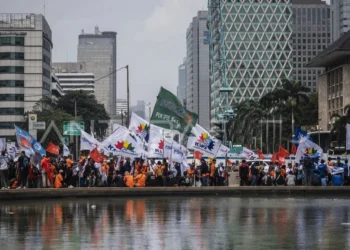 Buruh Beraksi di Jakarta, Jokowi Pergi