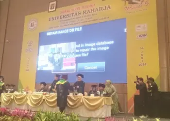 Diwisuda, Lulusan Universitas Raharja Diminta Implementasikan Ilmu di Tengah Masyarakat