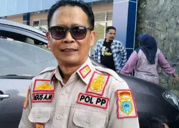 Kasatpol PP Pandeglang, Agus Amin Mursalin. (ADIB FAHRIE/SATELITNEWS.COM)