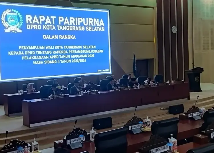 Pemkot Tangsel Habiskan Rp 17,5 Miliar Untuk Buang Sampah ke Kota Serang