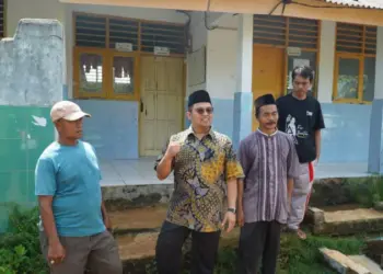 Kekurangan Guru, Arief Wismansyah Ajak Warga Banten Bantu Ngajar di MI di Lebak Ini