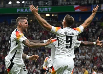 Jerman Selamat di Menit Akhir