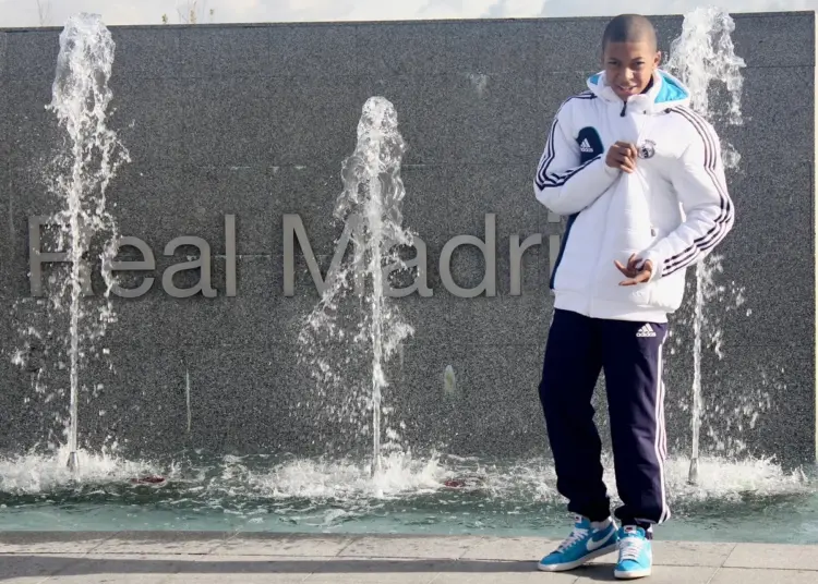 Kylian Mbappe Resmi Gabung Real Madrid