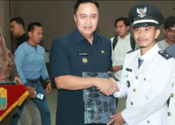 332 Kades di Lebak Terima SK Perpajangan Tugas