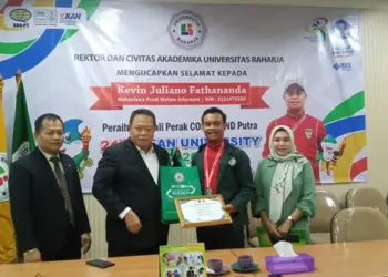 Hebat, Mahasiswa Universitas Raharja Raih Medali Perak Compound Putra 21 pada ASEAN University Games 2024