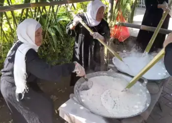 Festival Bubur As Syuro, di Desa Bandung, Kecamatan Banjar, Kabupaten Pandeglang, Selasa (16/7/2024). (ISTIMEWA)