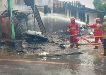 Tertidur Lelap Ketika Kebakaran, Pegawai Toko Percetakan di Pamulang Selamat