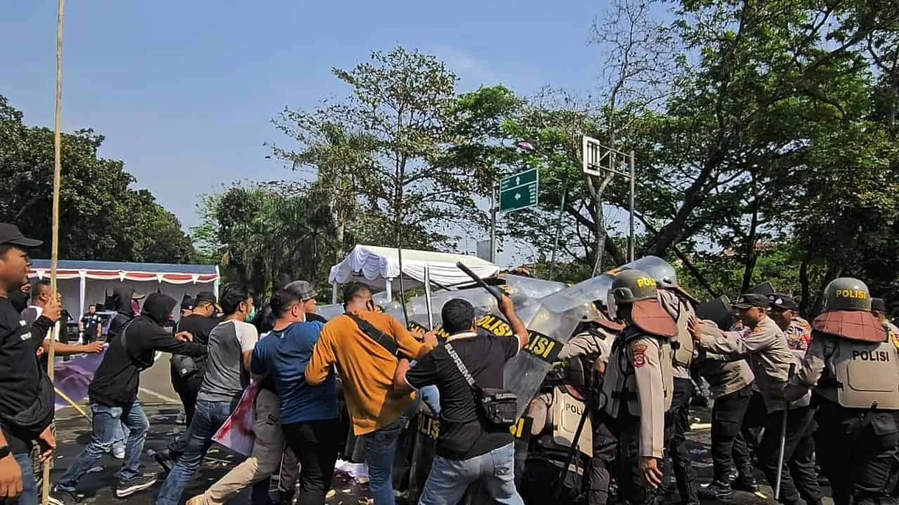 Jelang Pilkada Serentak, Simulasi Pengamanan Kerusuhan Digelar Polresta Tangerang