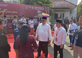 Zulkarnain-Lerru Kandidat Pertama Daftar ke KPU Kabupaten Tangerang