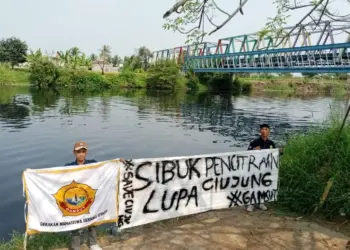 GAMSUT serukan "Save Ciujung" dari pencemaran limbah. (ISTIMEWA)