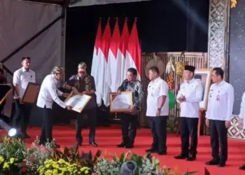 Menkum HAM Dorong Pembangunan dari Desa